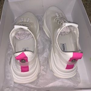 Steve Madden NY90 All white sneakers